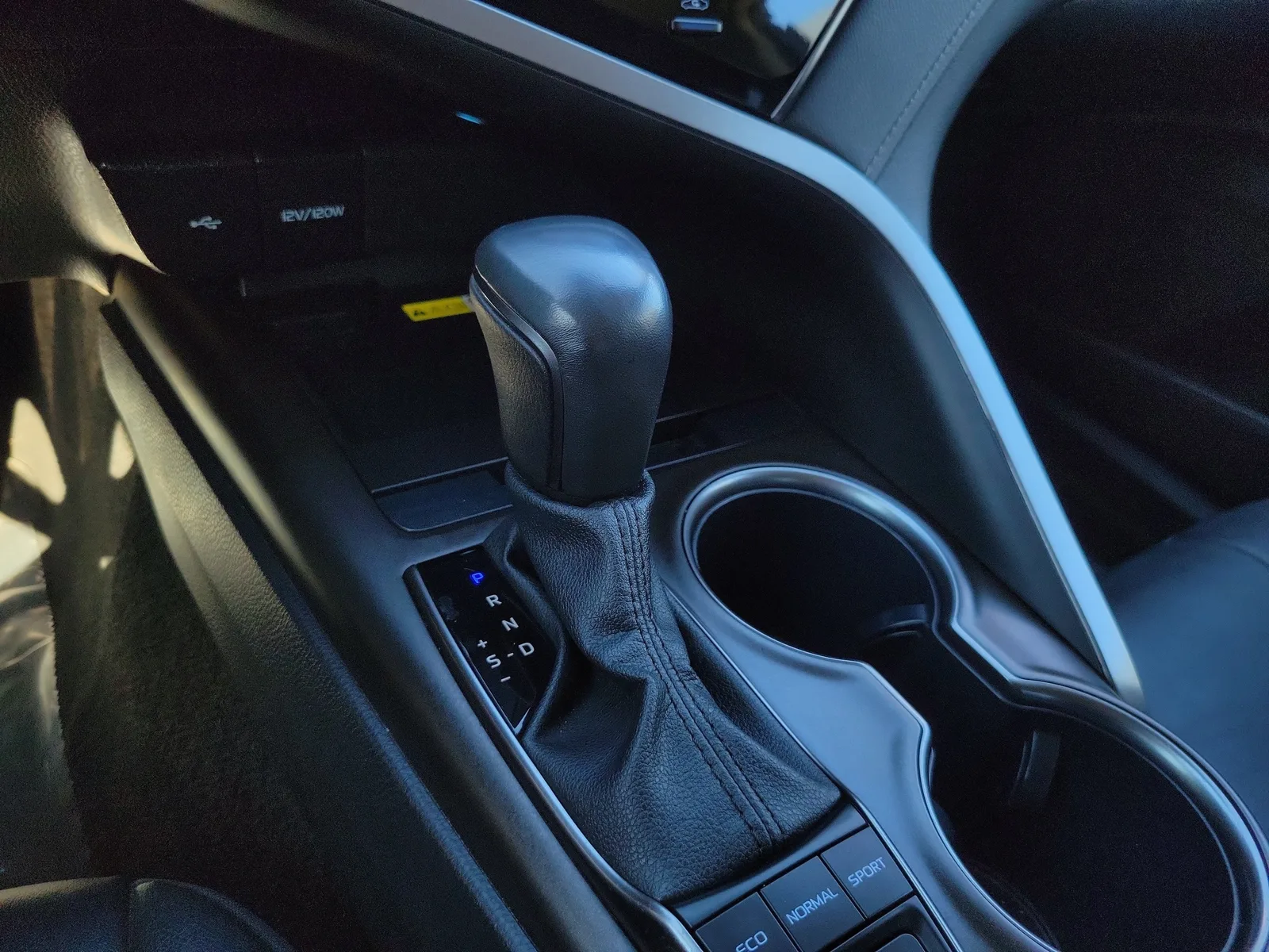2023 Toyota Camry XSE photo 20