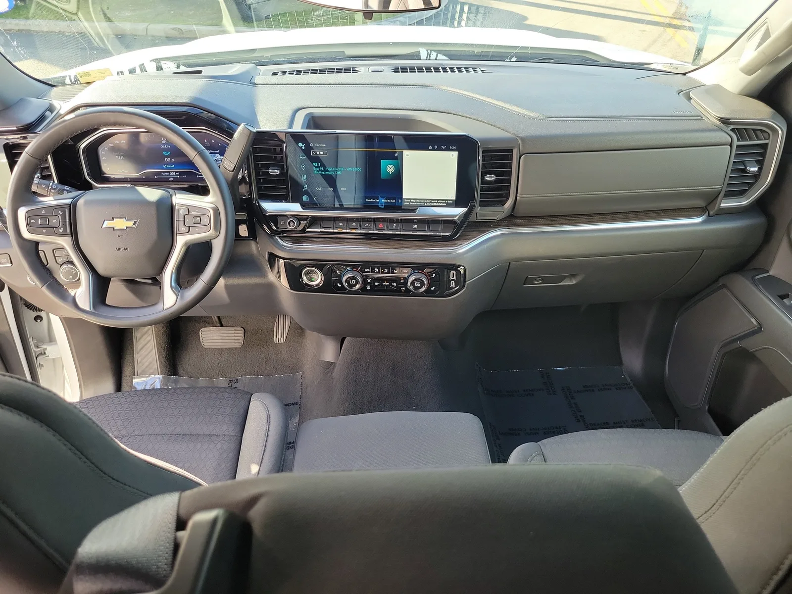 2023 Chevrolet Silverado 1500 LT photo 14