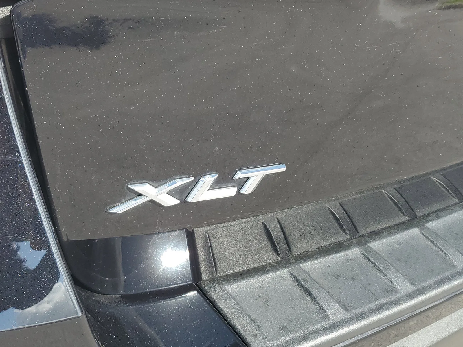 2023 Ford Explorer XLT photo 31