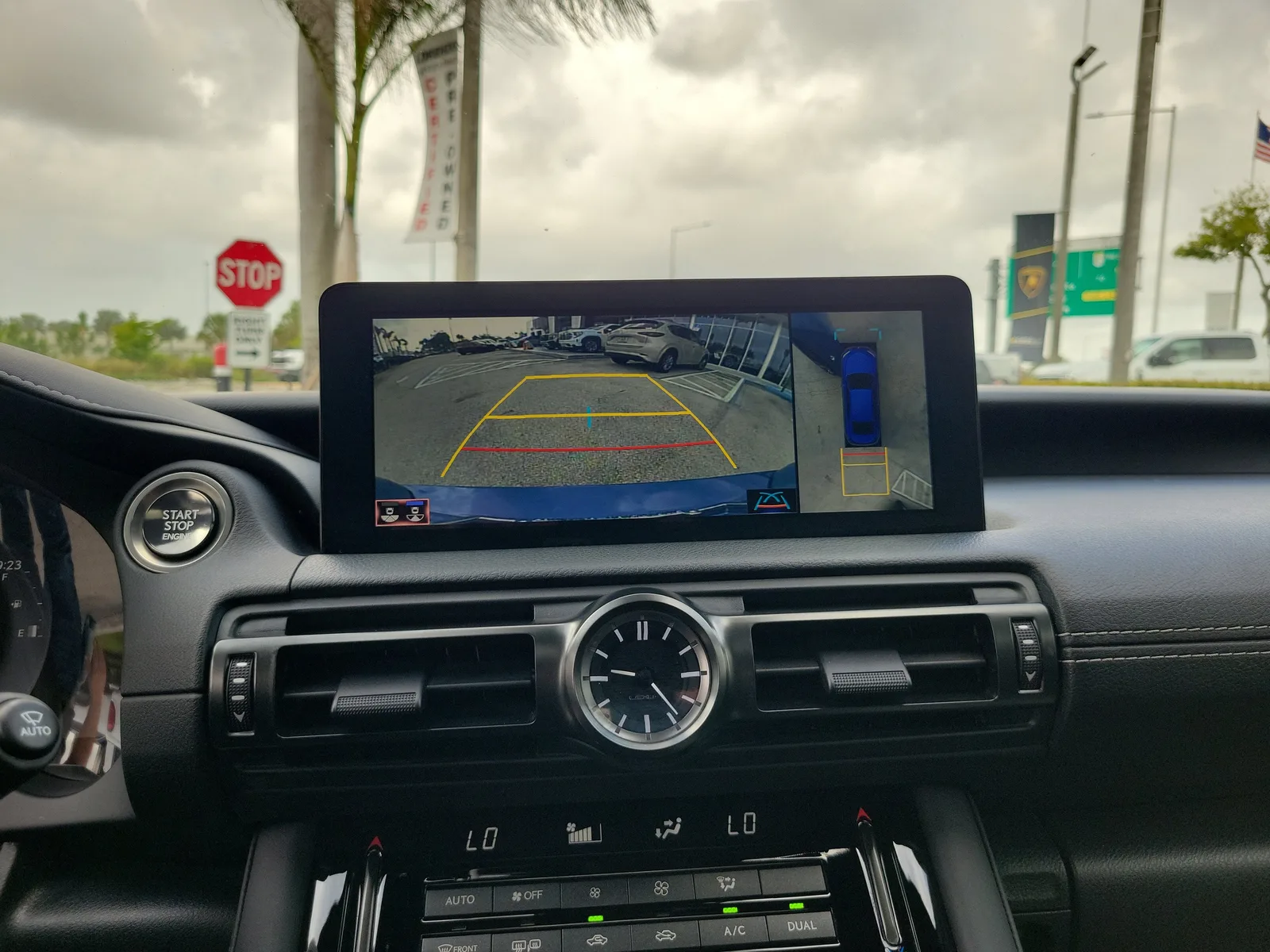 2023 Lexus IS IS 350 F SPORT photo 11