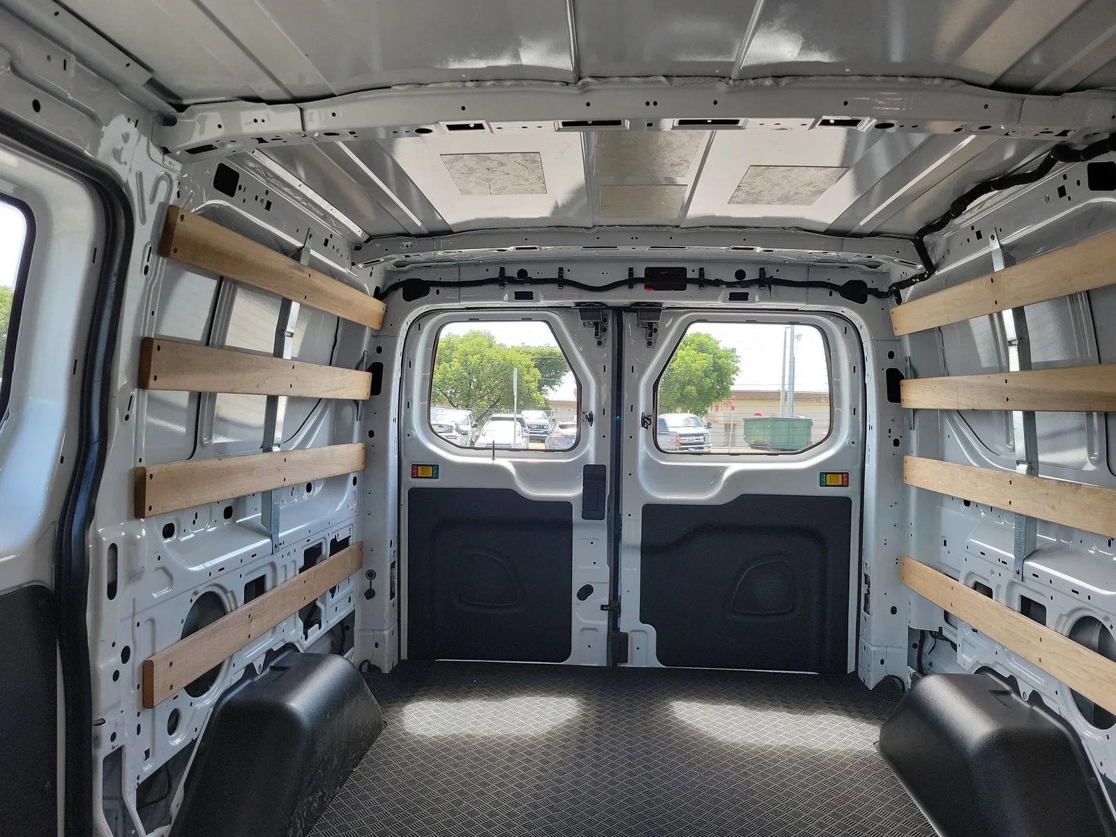 2025 Ford Transit Cargo Van Base photo 29