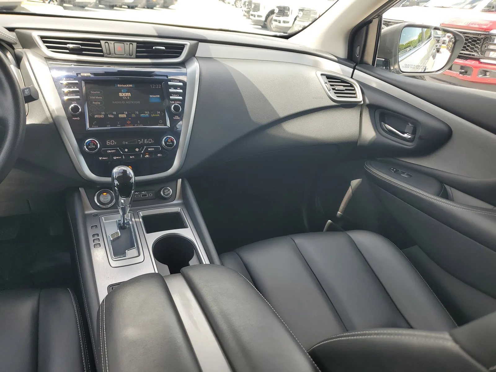 2024 Nissan Murano SV photo 16