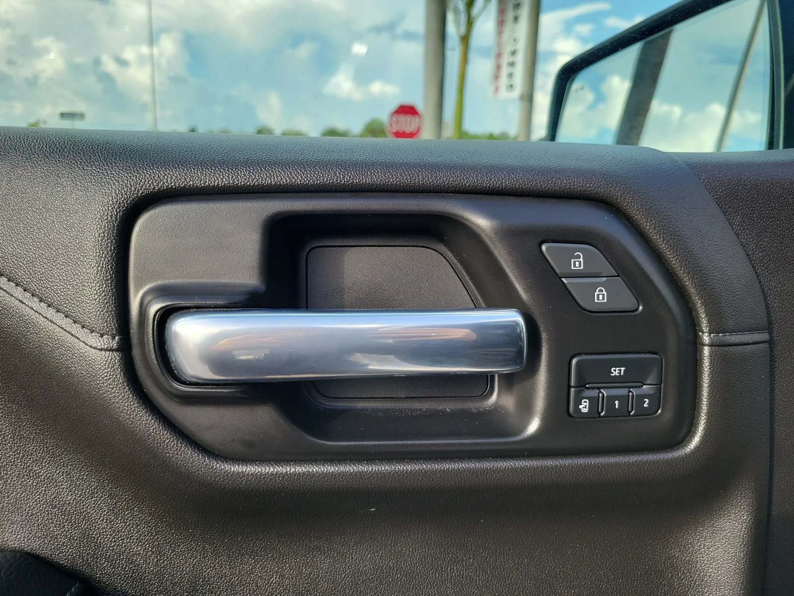 2021 GMC Sierra 1500 Denali photo 24