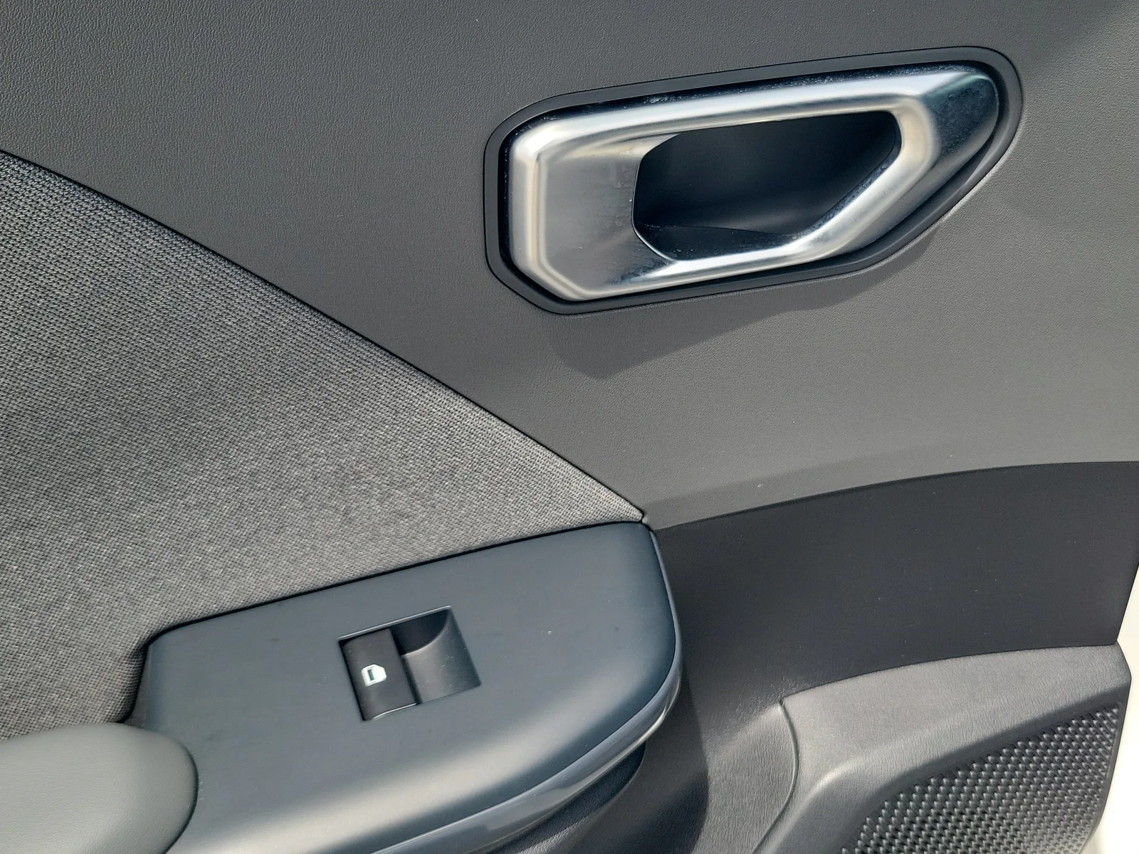 2025 Kia K4 EX photo 27