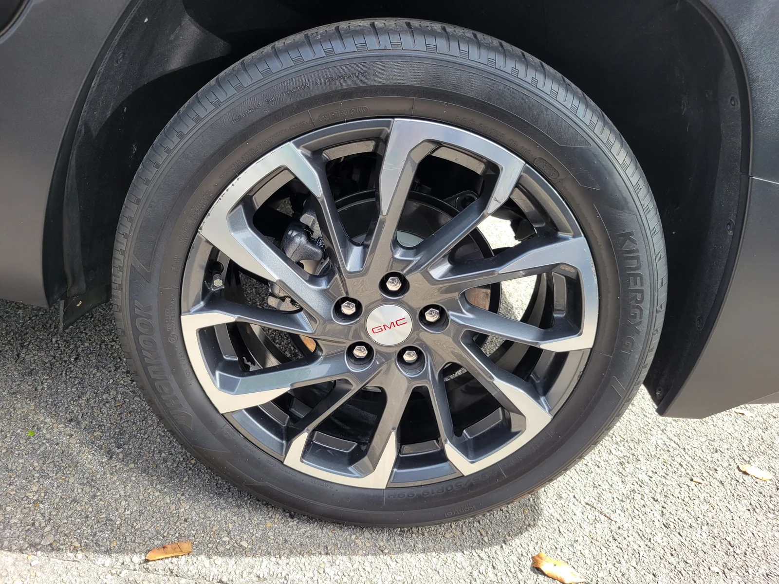 2023 GMC Terrain SLT photo 28