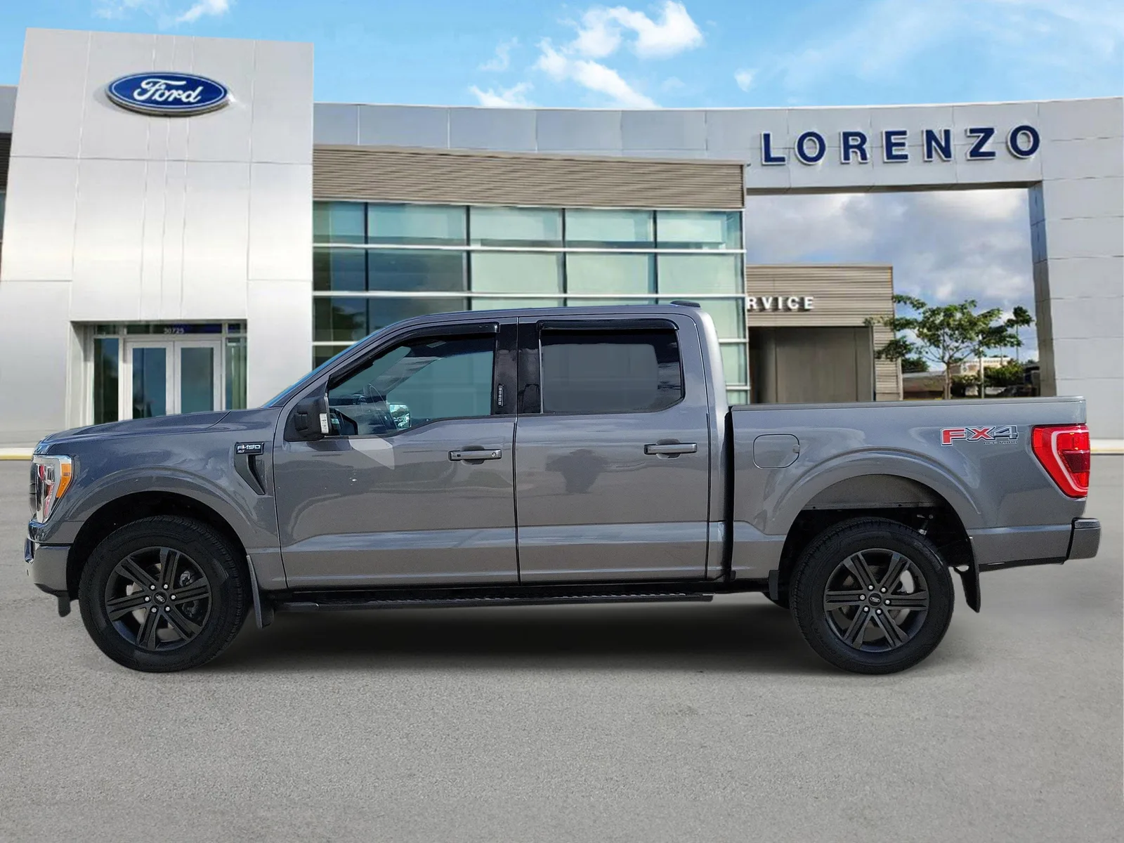 2021 Ford F-150 XLT 4WD photo 8
