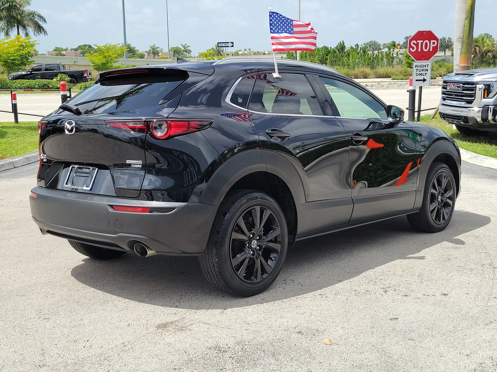 2023 Mazda CX-30 2.5 Turbo Premium Package photo 5