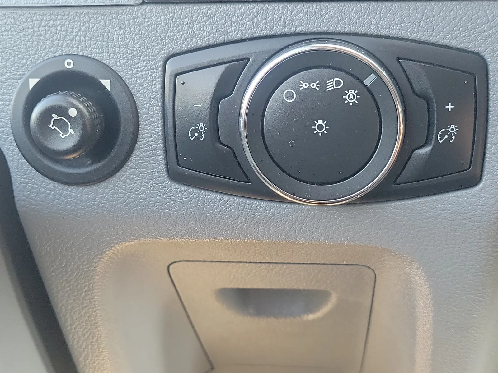 2018 Ford Transit Passenger Wagon XLT photo 27