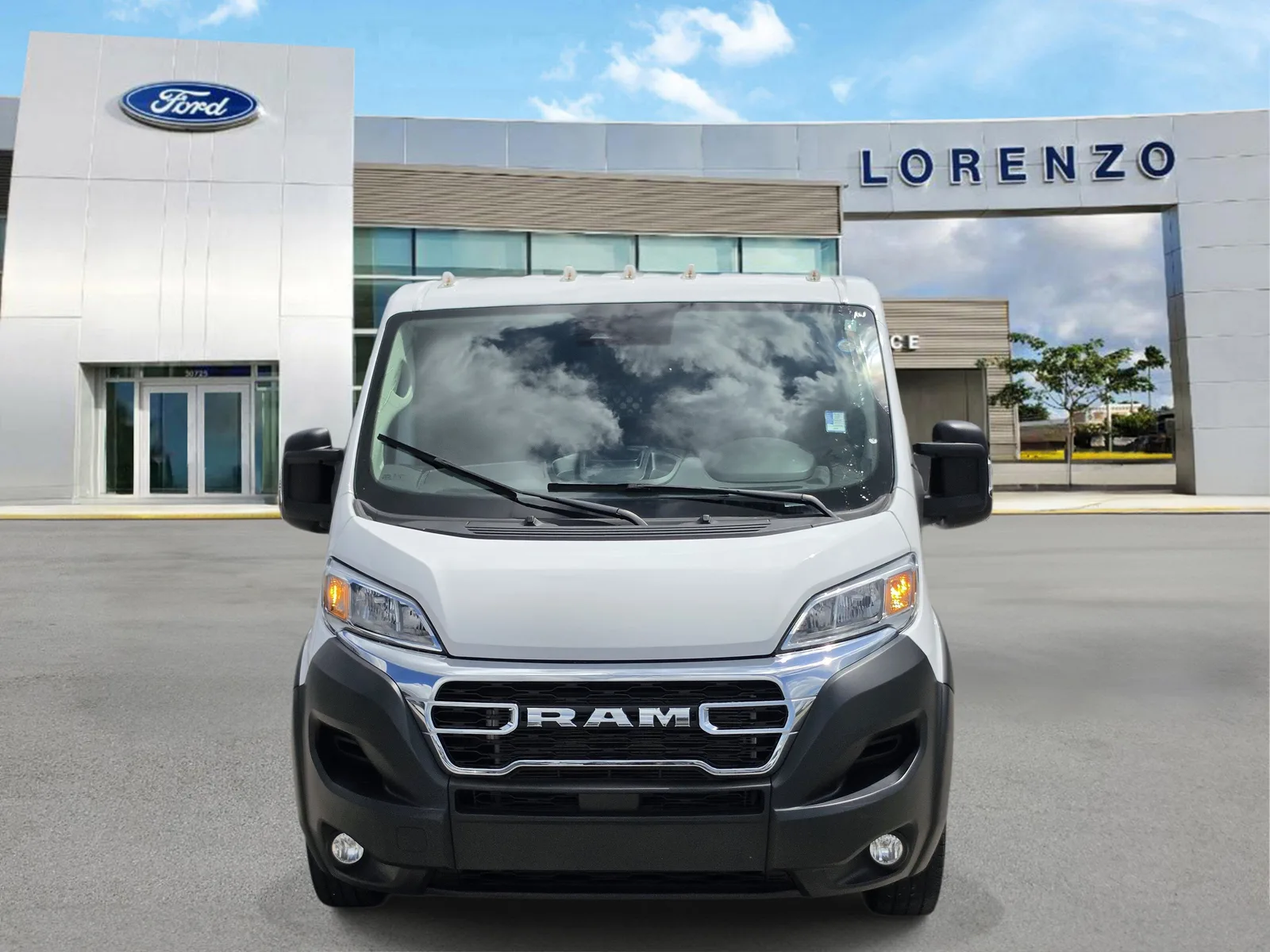 2025 RAM ProMaster Cargo Van Tradesman photo 2