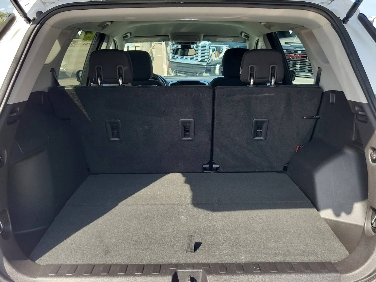 2020 GMC Terrain SLE photo 15