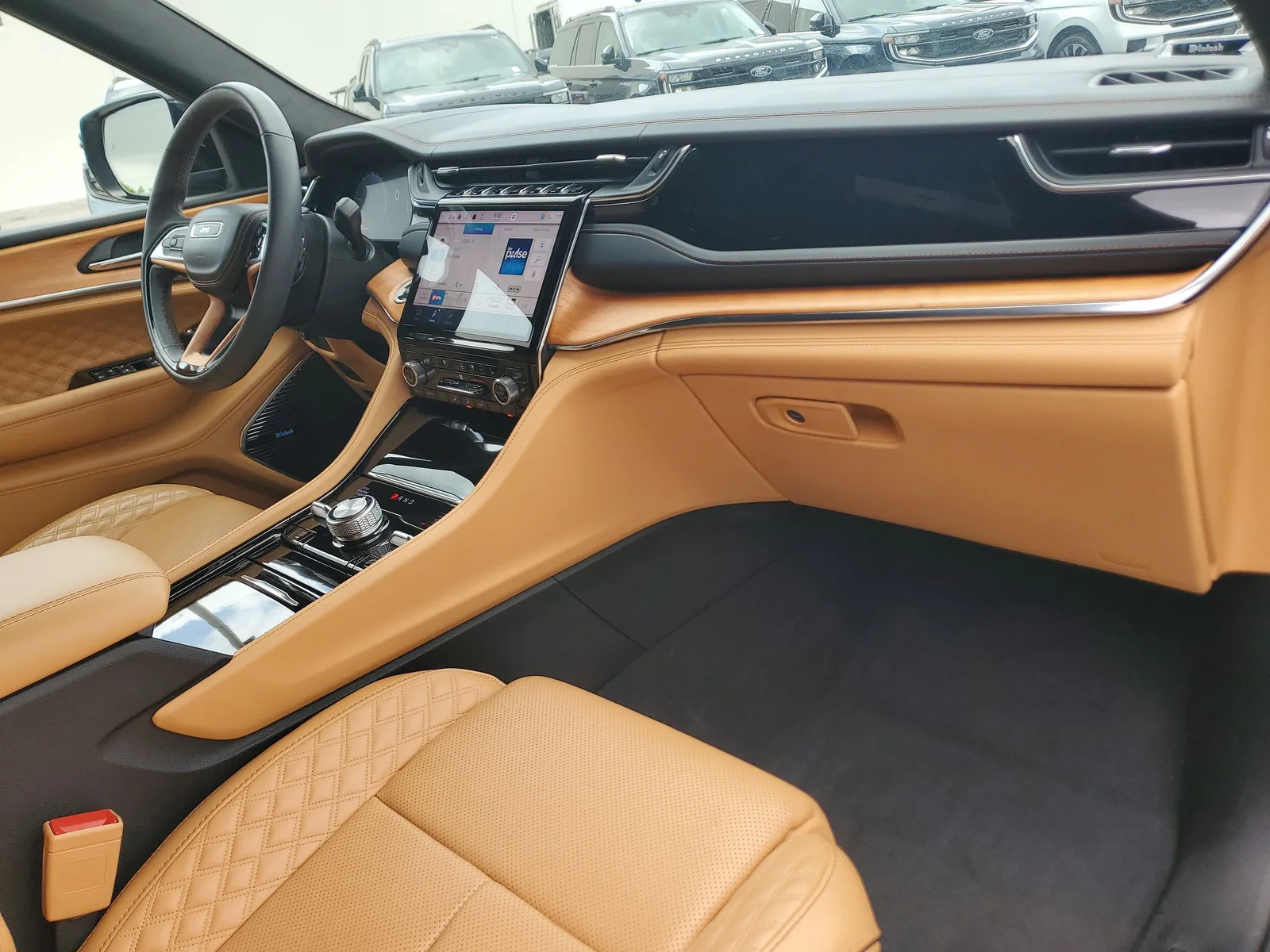 2024 Jeep Grand Cherokee L Summit Reserve 4WD photo 22