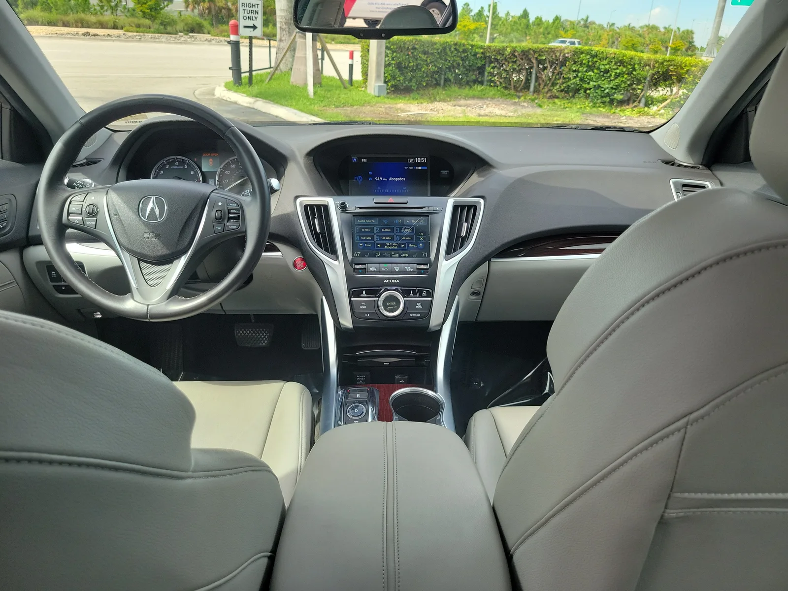 2016 Acura TLX V6 photo 16