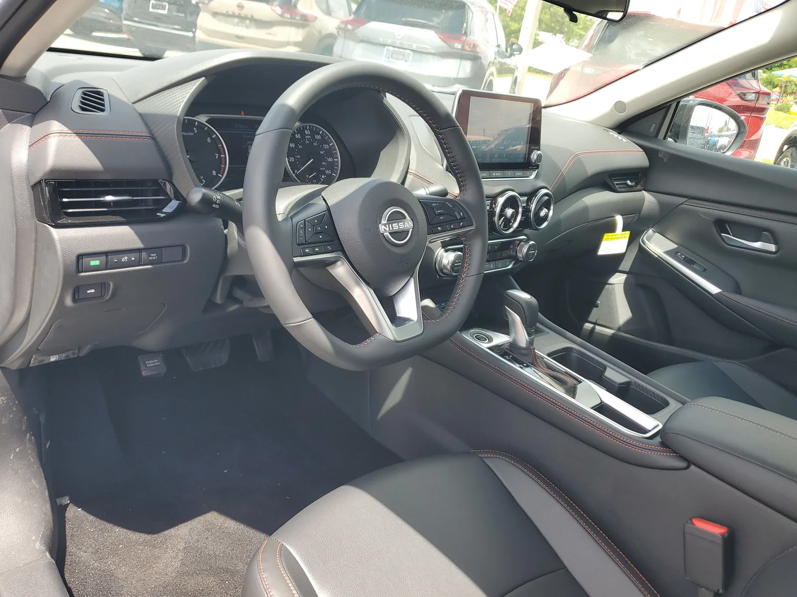 2025 Nissan Sentra SR photo 7