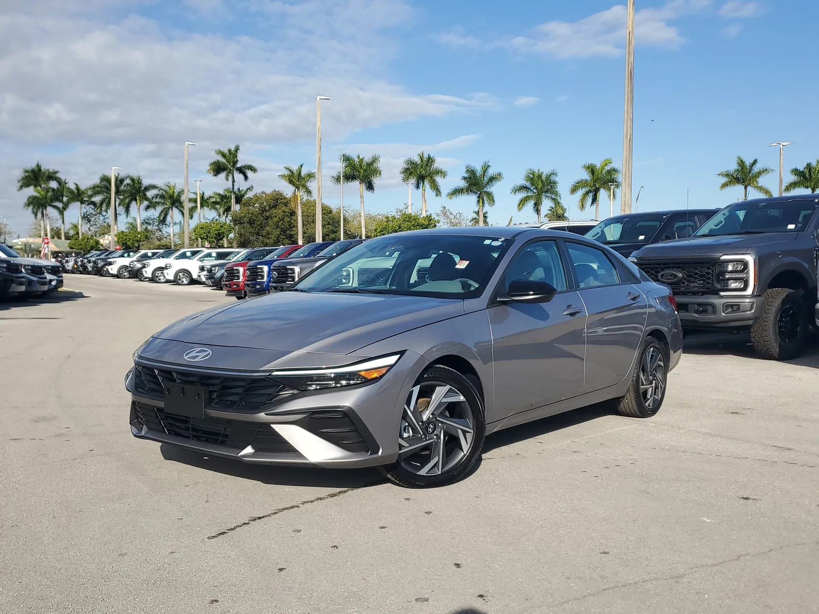 2025 Hyundai Elantra SEL Sport photo 31