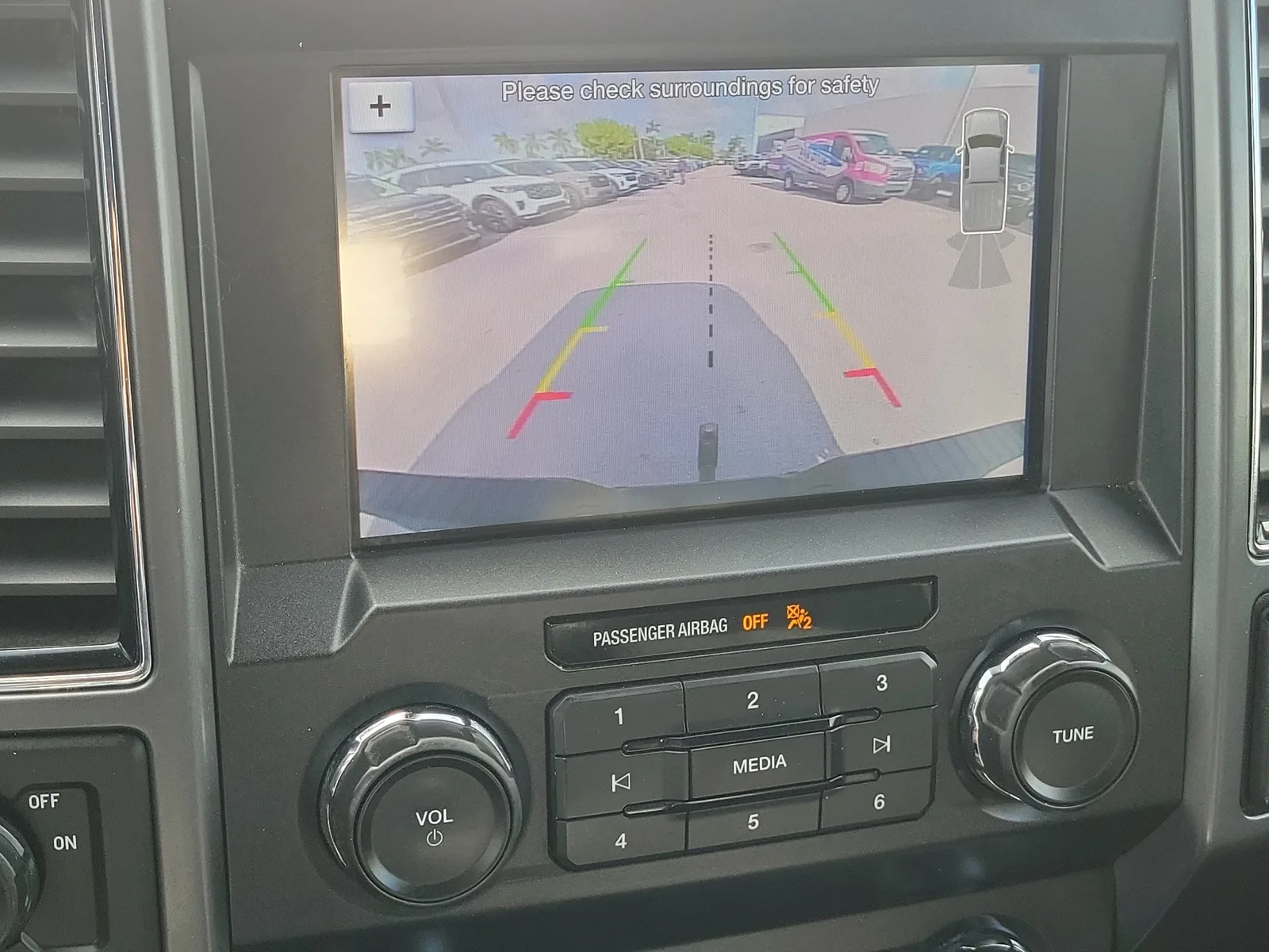 2019 Ford F-150 XLT photo 11