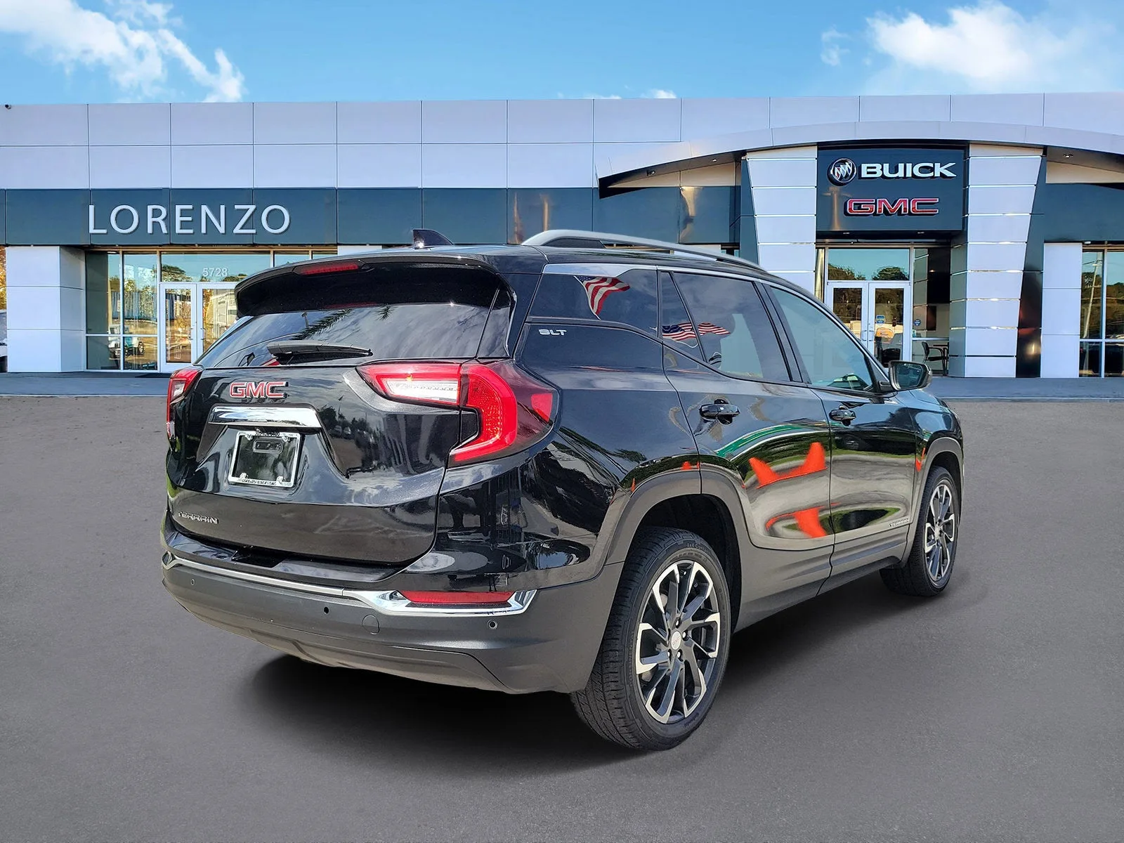 2023 GMC Terrain SLT photo 5