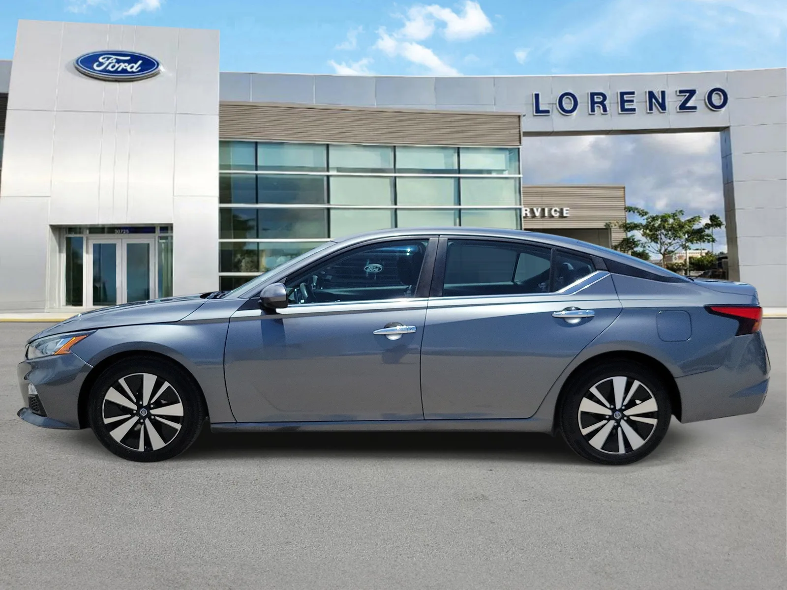 2022 Nissan Altima 2.5 SV photo 8