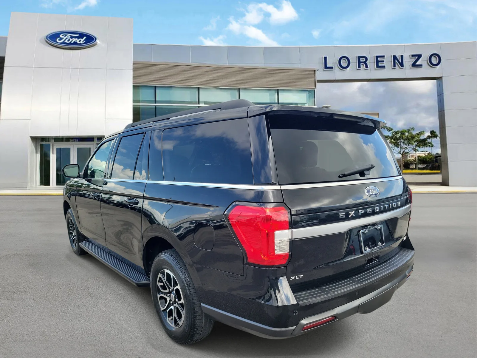 2022 Ford Expedition Max XLT photo 7