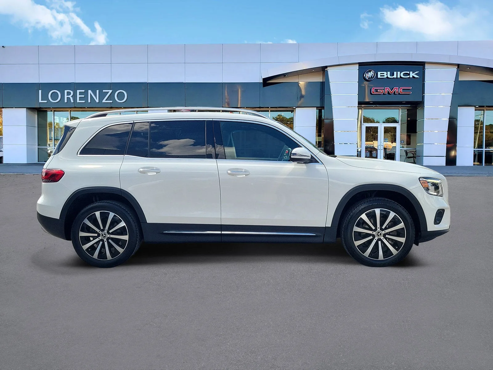 2022 Mercedes-Benz GLB GLB 250 photo 4