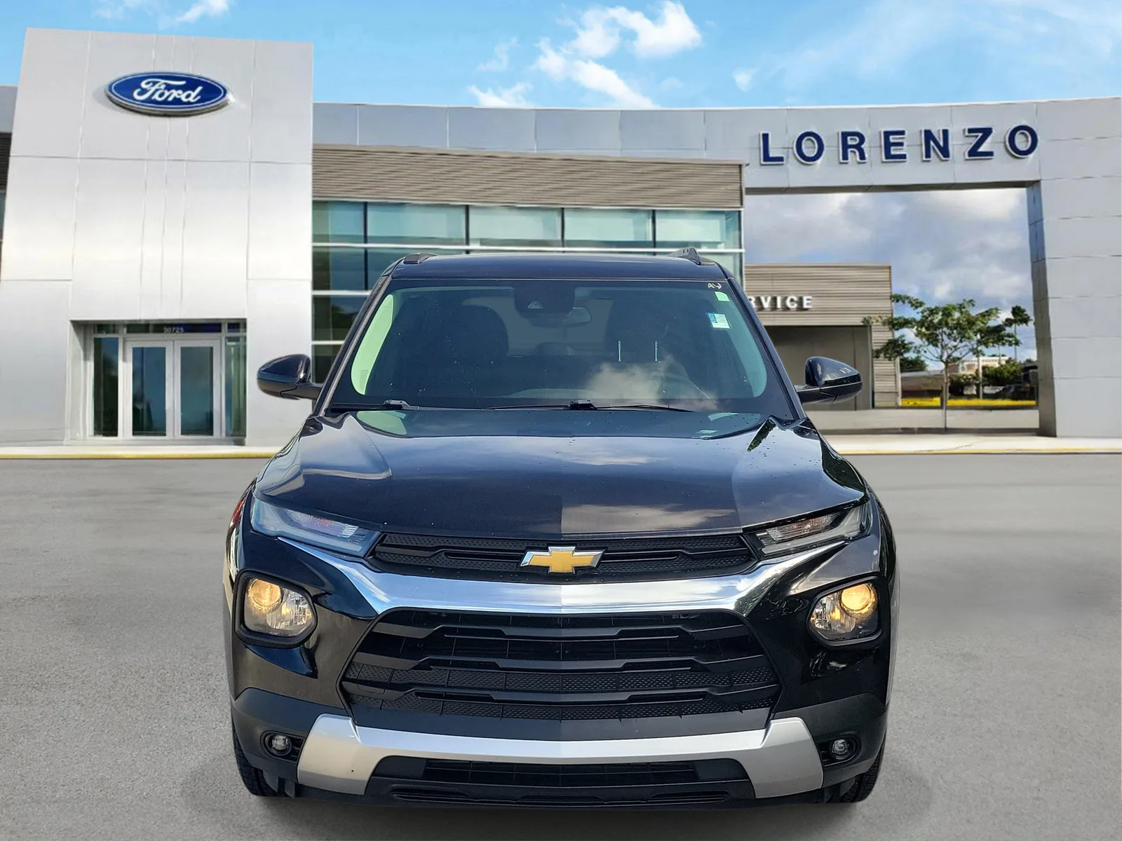 2021 Chevrolet Trailblazer LT photo 2