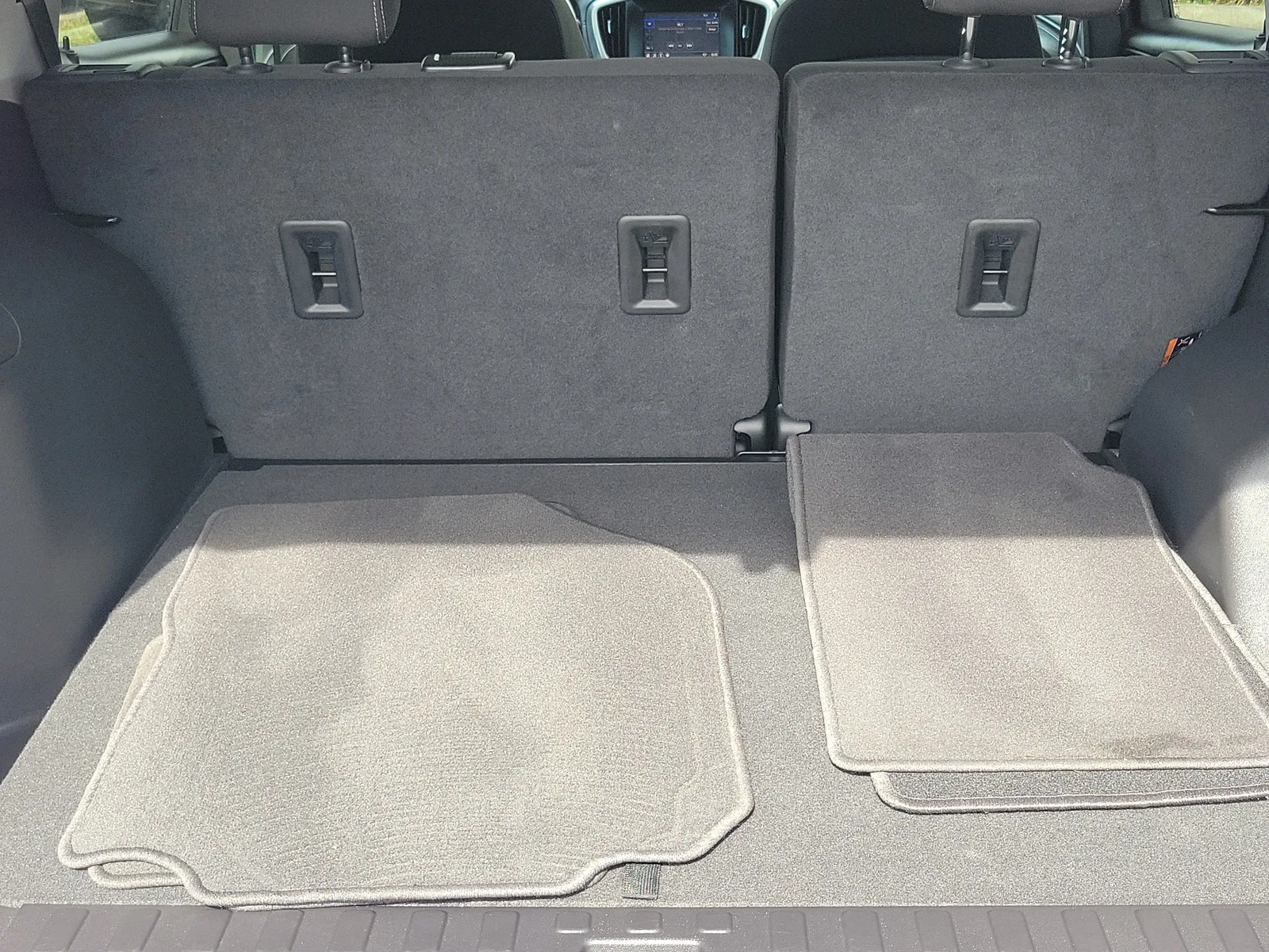 2023 GMC Terrain SLE photo 10