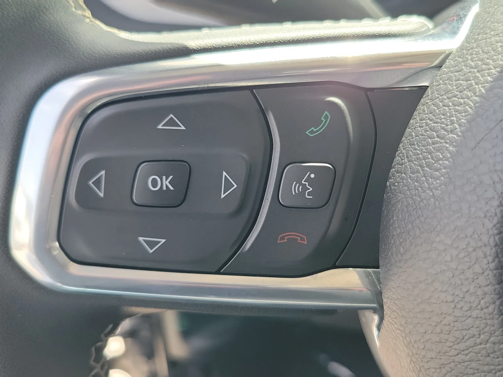 2025 Jeep Wrangler Sahara 4WD photo 20
