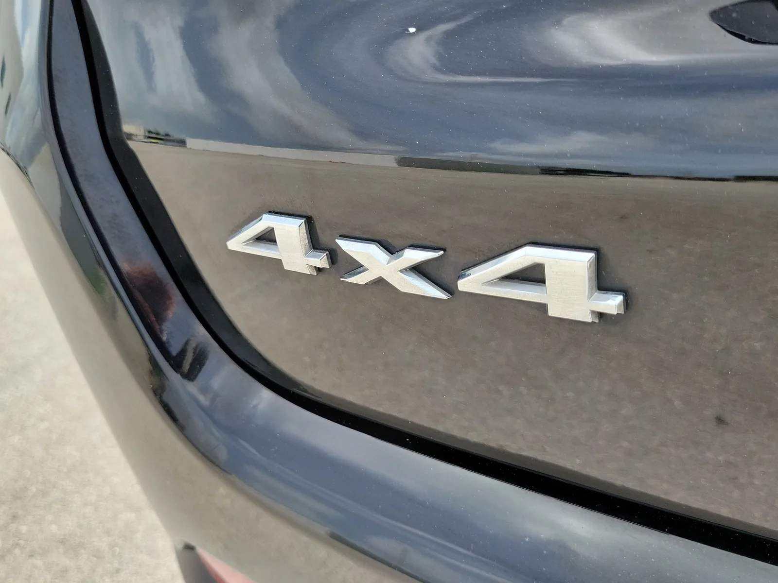 2023 Jeep Compass Latitude Lux 4WD photo 30