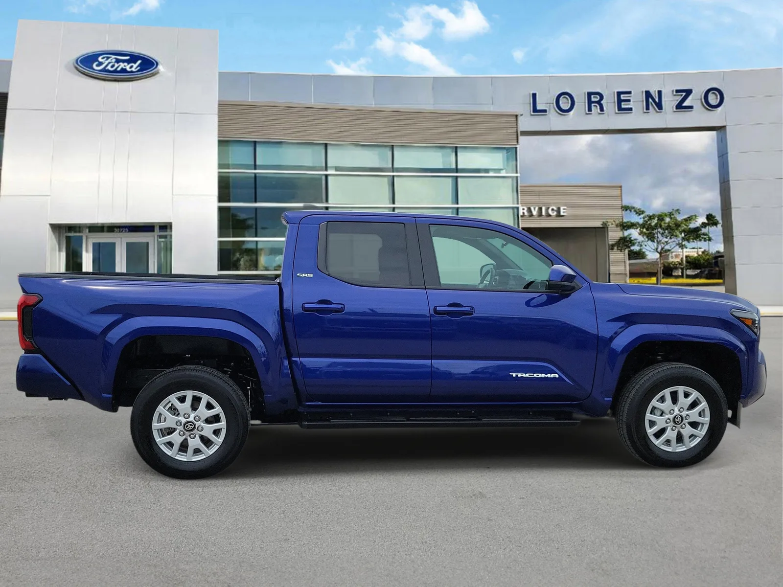 2024 Toyota Tacoma 2WD SR5 photo 4