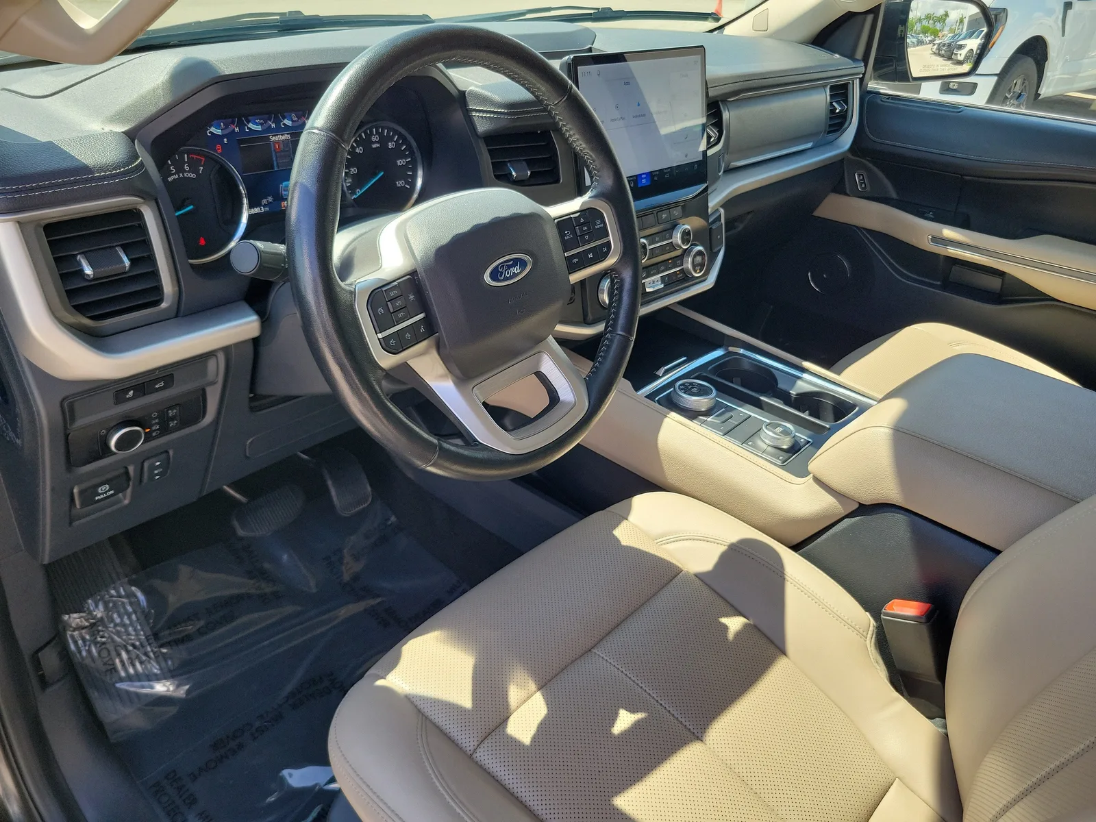 2024 Ford Expedition Max XLT 4WD photo 9