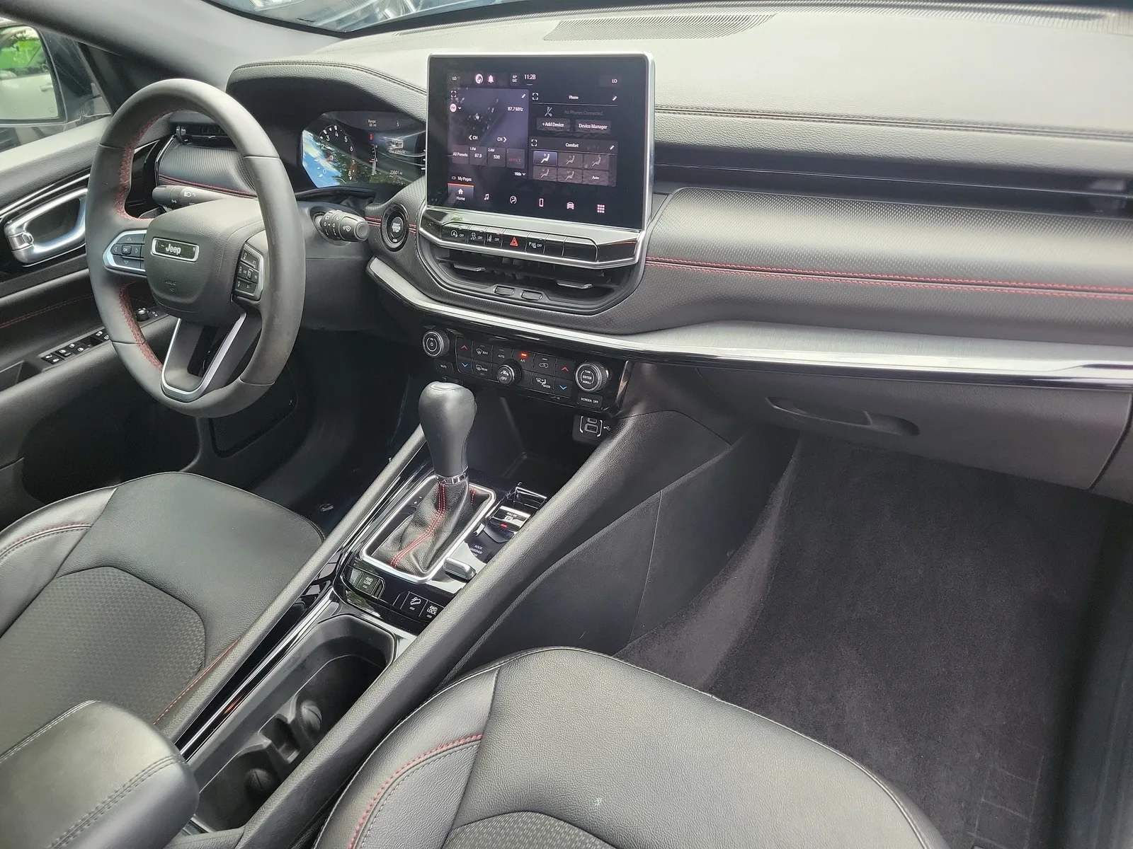 2023 Jeep Compass Trailhawk photo 17