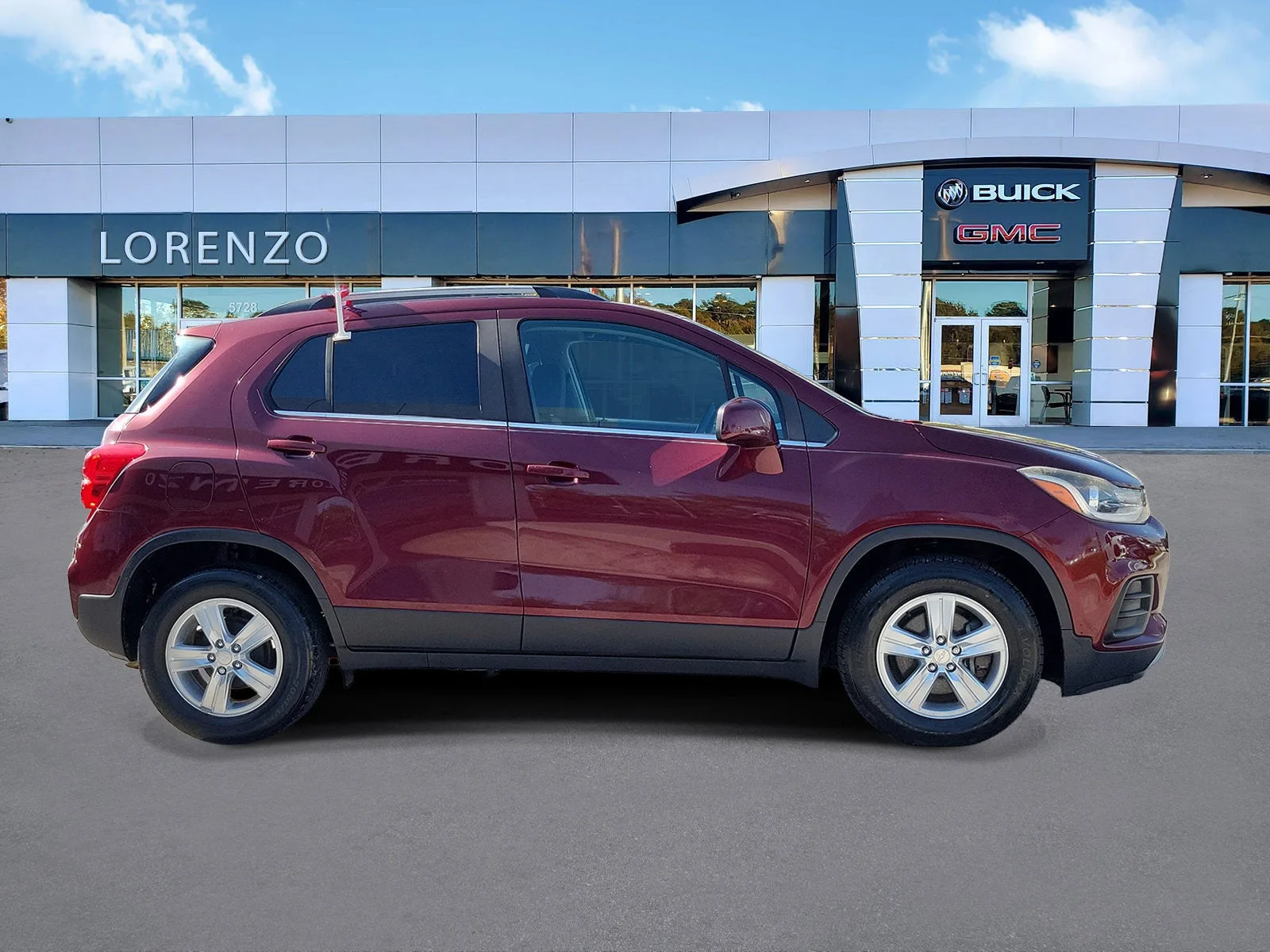 2017 Chevrolet Trax LT photo 4