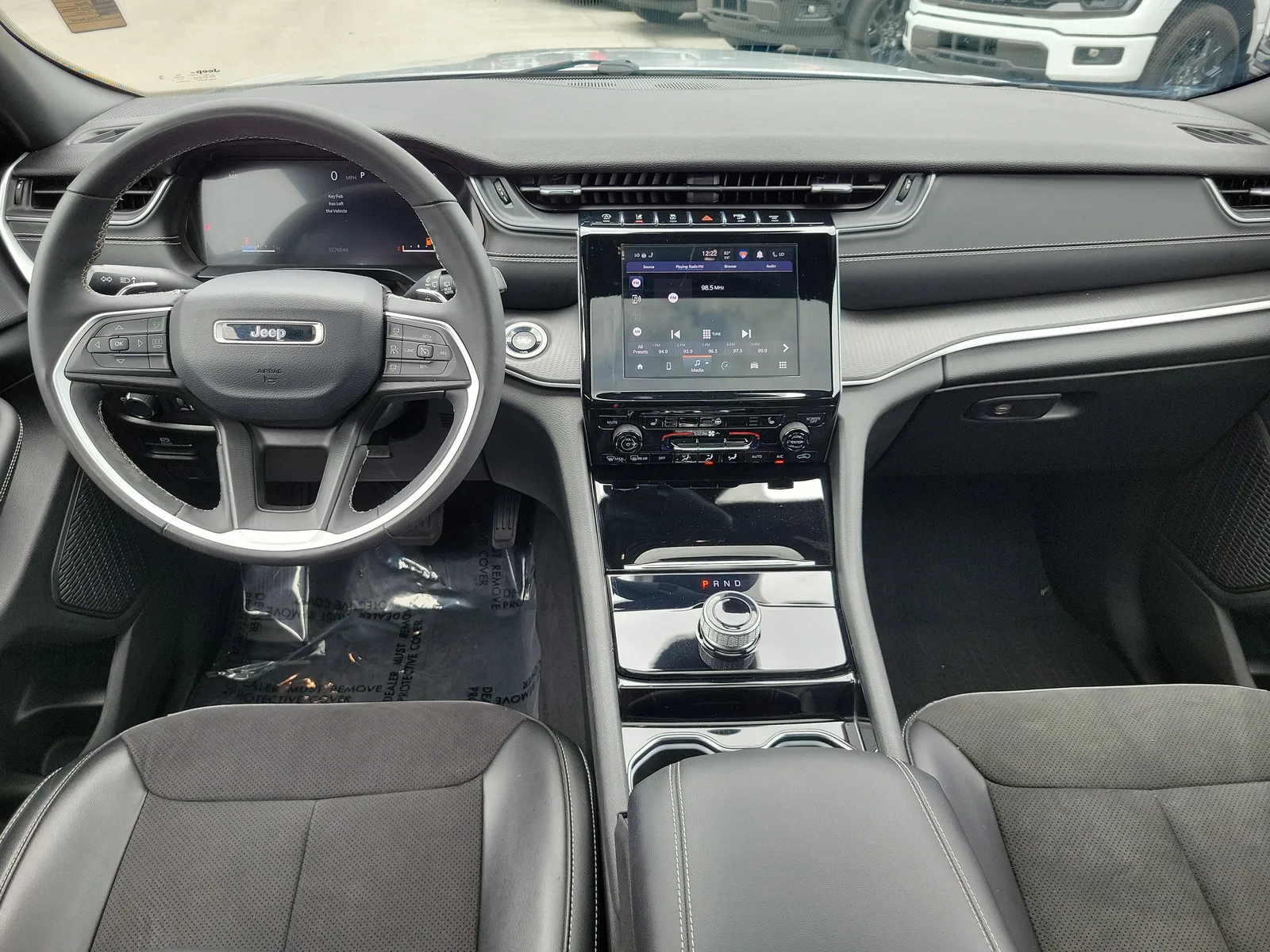 2023 Jeep Grand Cherokee Altitude X 4WD photo 17