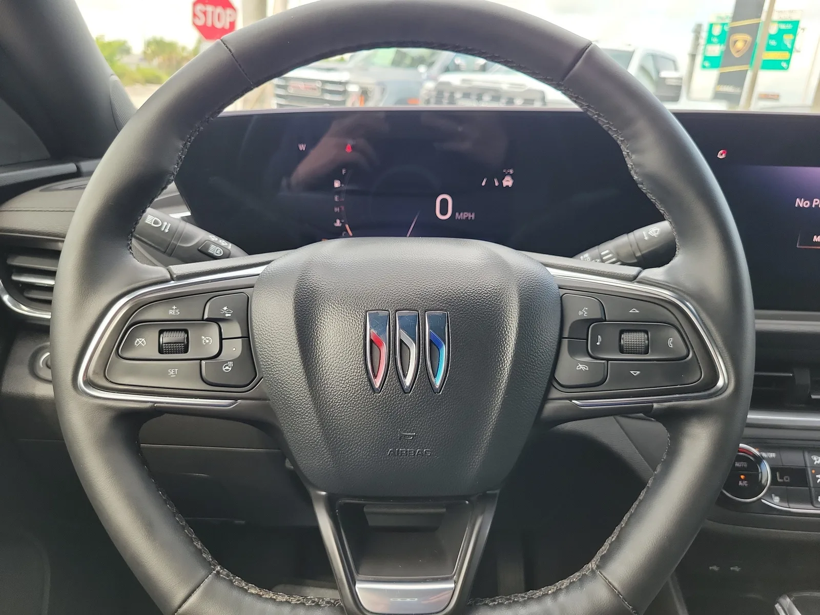 2024 Buick Envista Preferred photo 18
