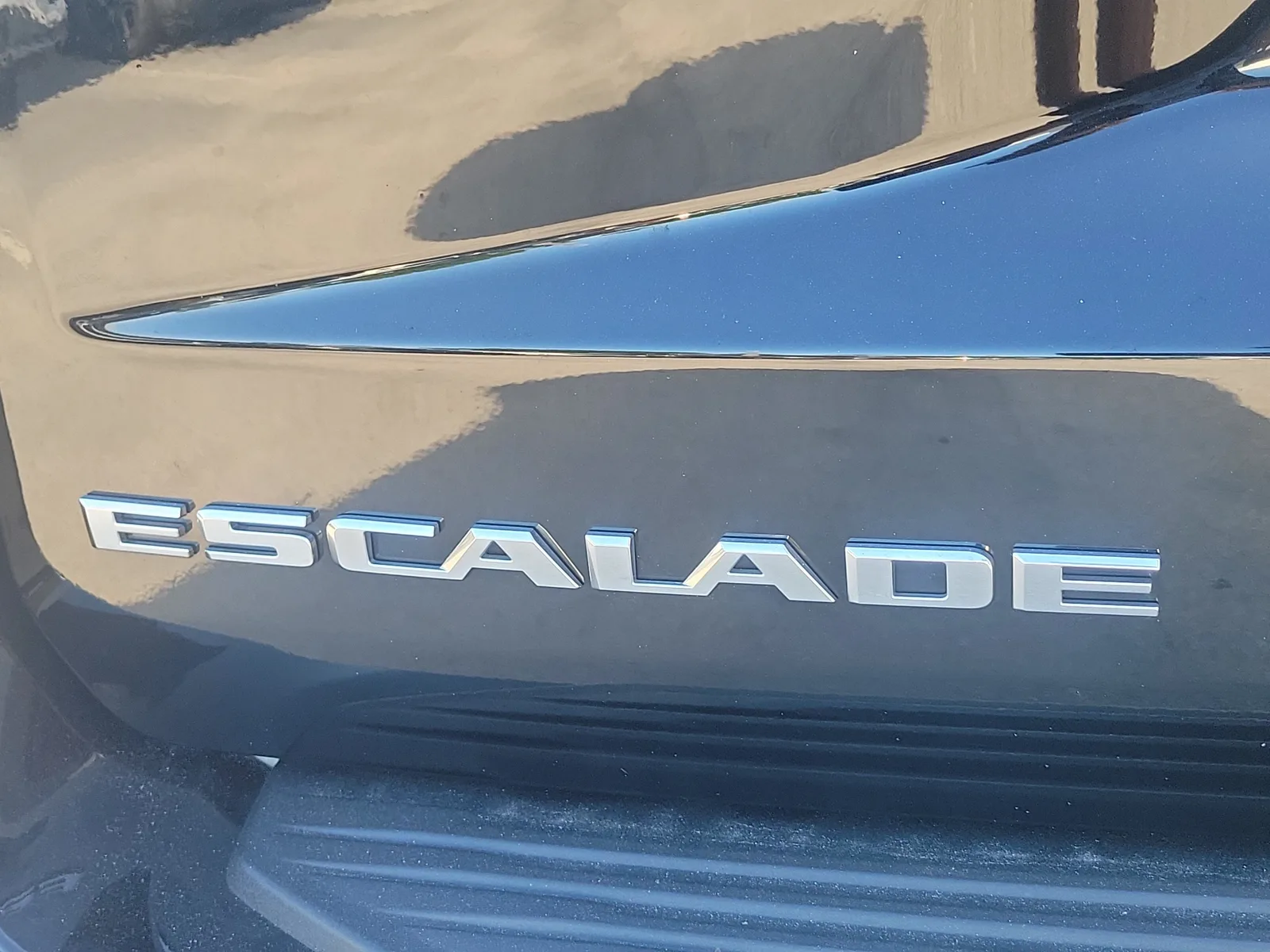 2022 Cadillac Escalade Premium Luxury 4WD photo 27
