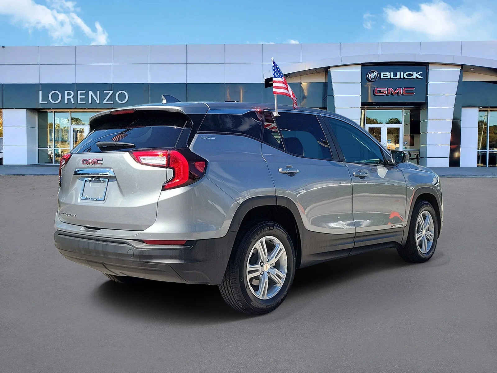 2024 GMC Terrain SLE photo 5