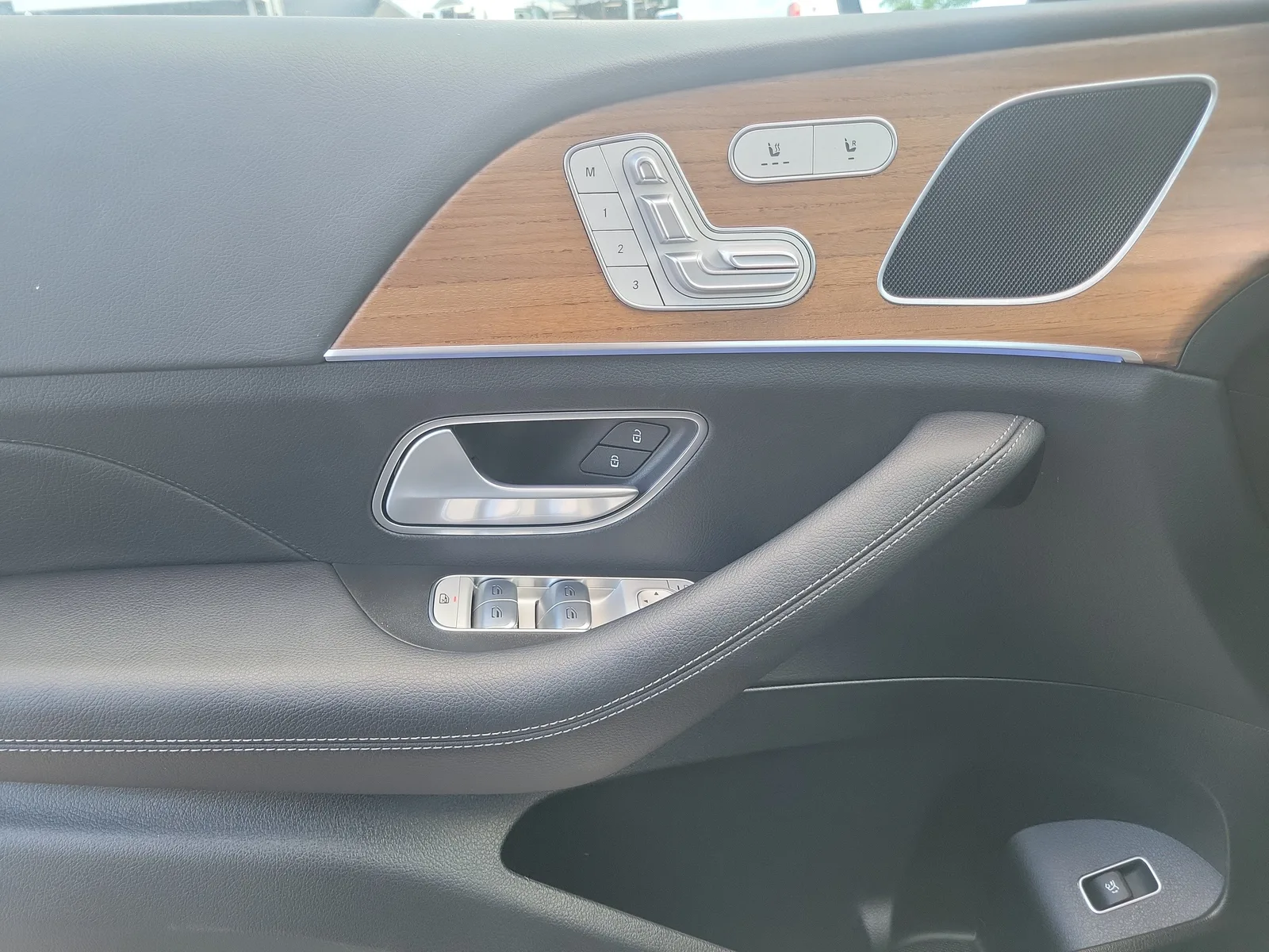 2026 Mercedes-Benz GLE GLE 350 photo 31