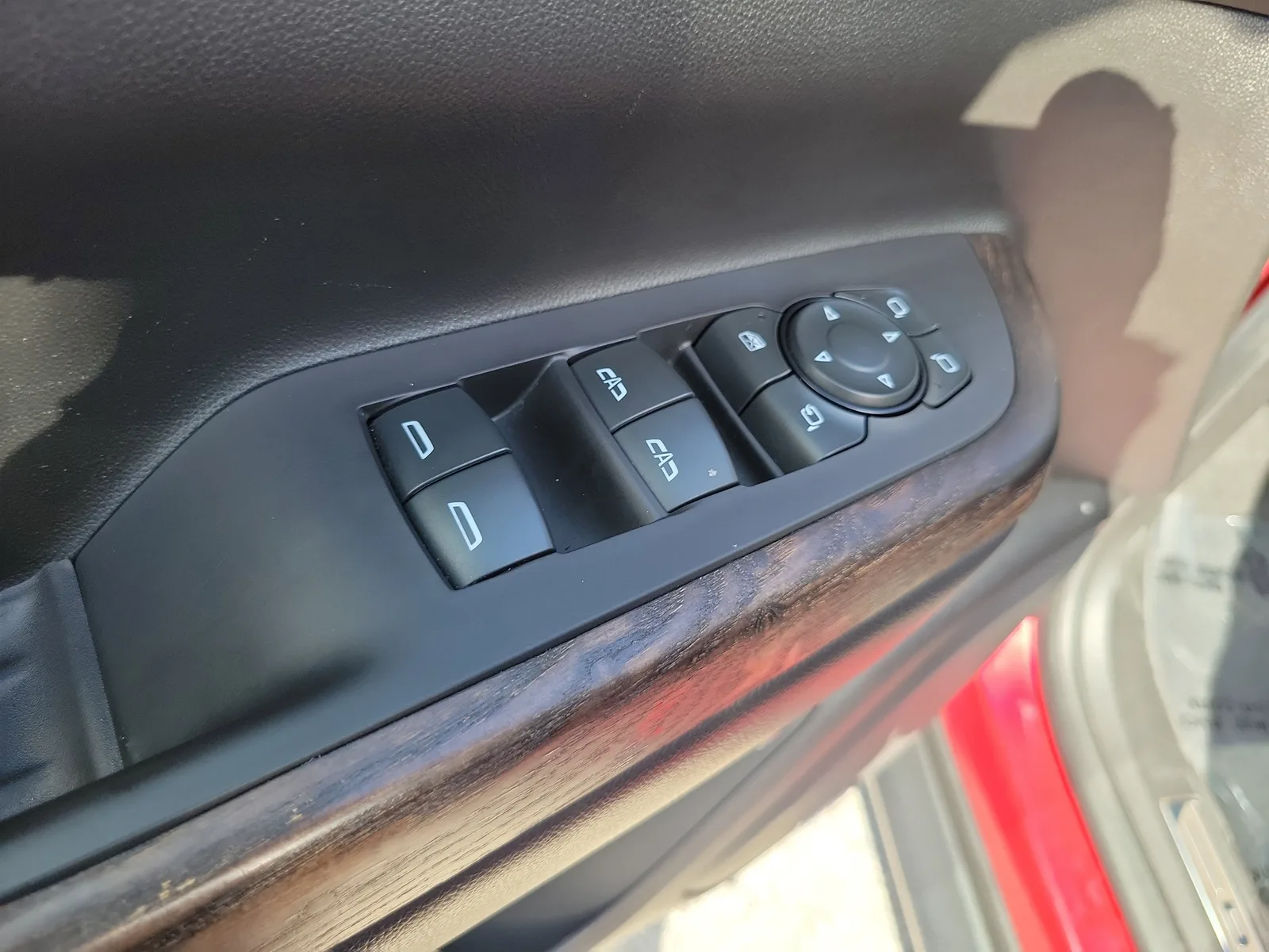 2020 GMC Acadia Denali photo 24