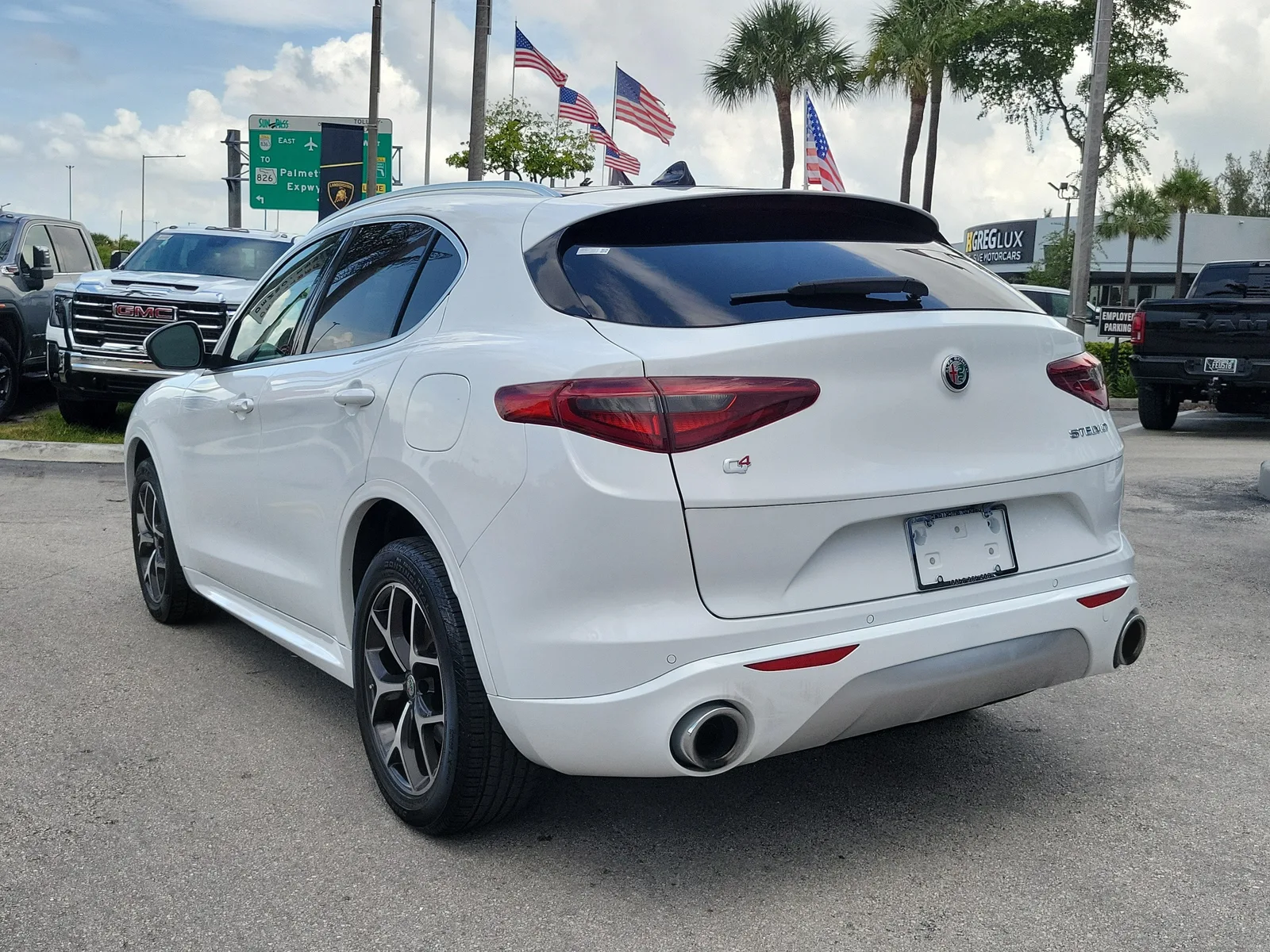 2021 Alfa Romeo Stelvio Ti photo 7