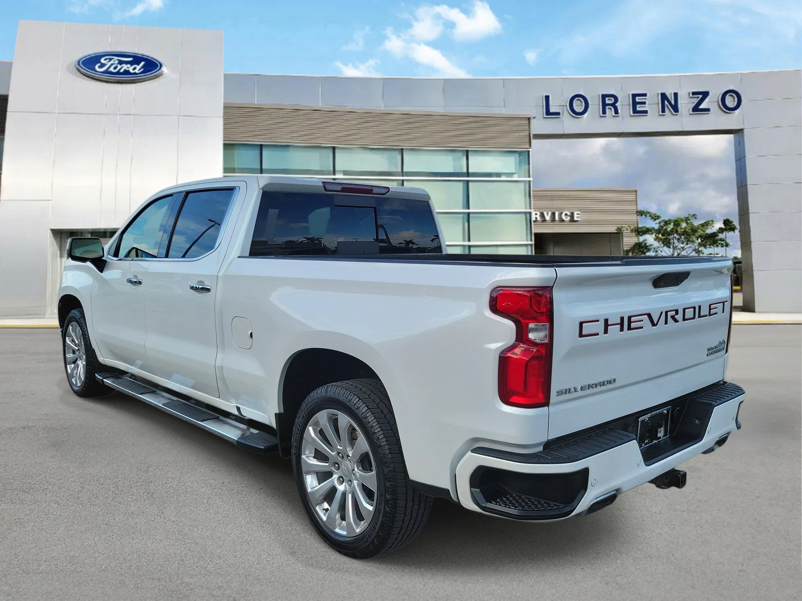 2022 Chevrolet Silverado 1500 LTD High Country photo 7