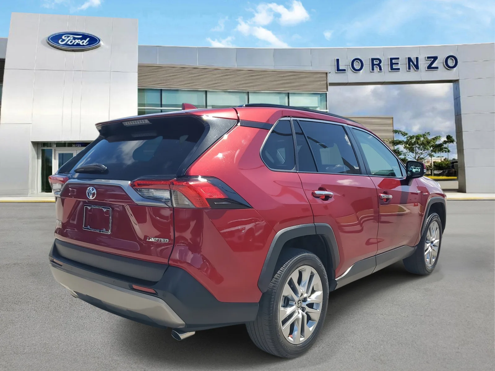 2023 Toyota RAV4 Limited photo 5