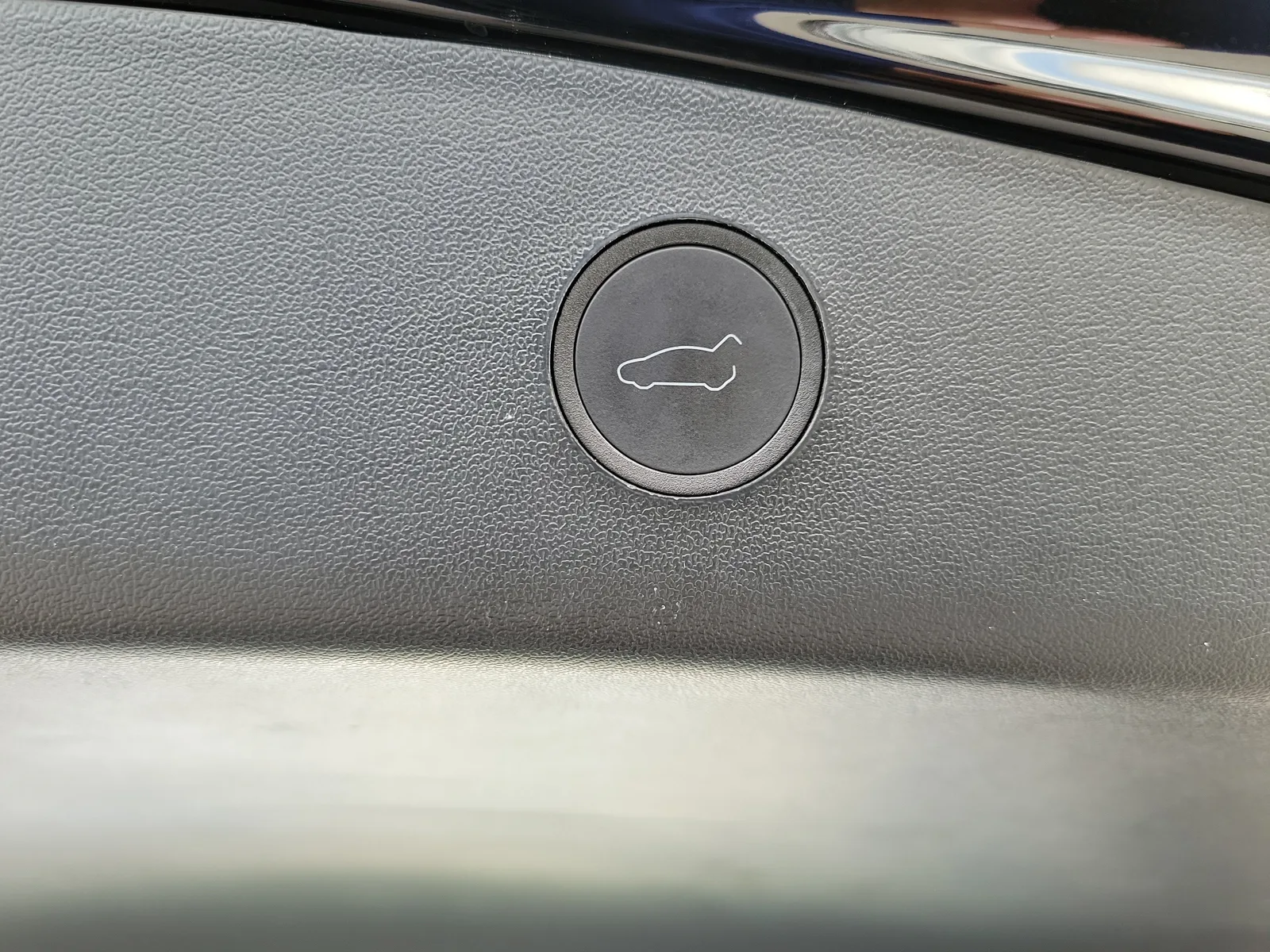 2023 Tesla Model 3 Base photo 12