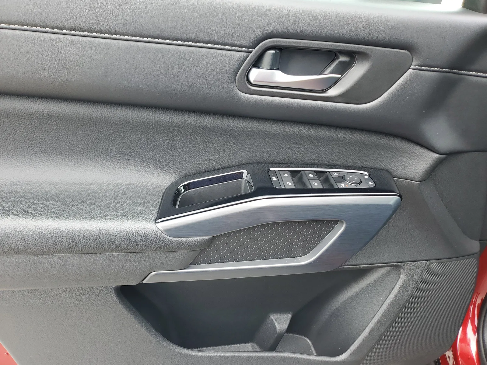 2024 Nissan Pathfinder SL photo 27