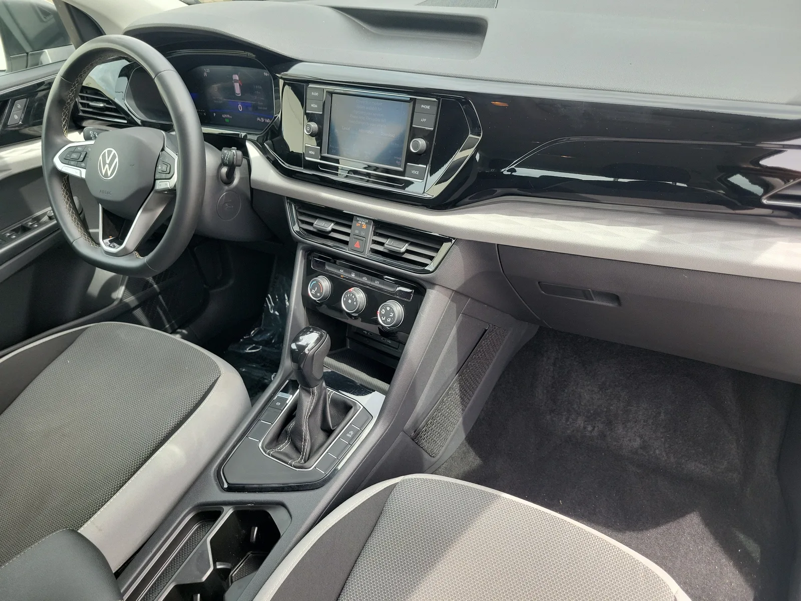 2023 Volkswagen Taos S photo 17