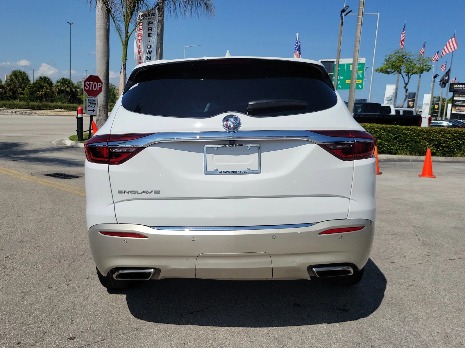 2020 Buick Enclave Essence photo 6
