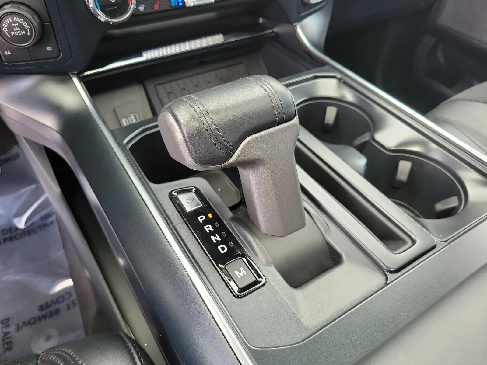 2023 Ford F-150 Raptor 4WD photo 25
