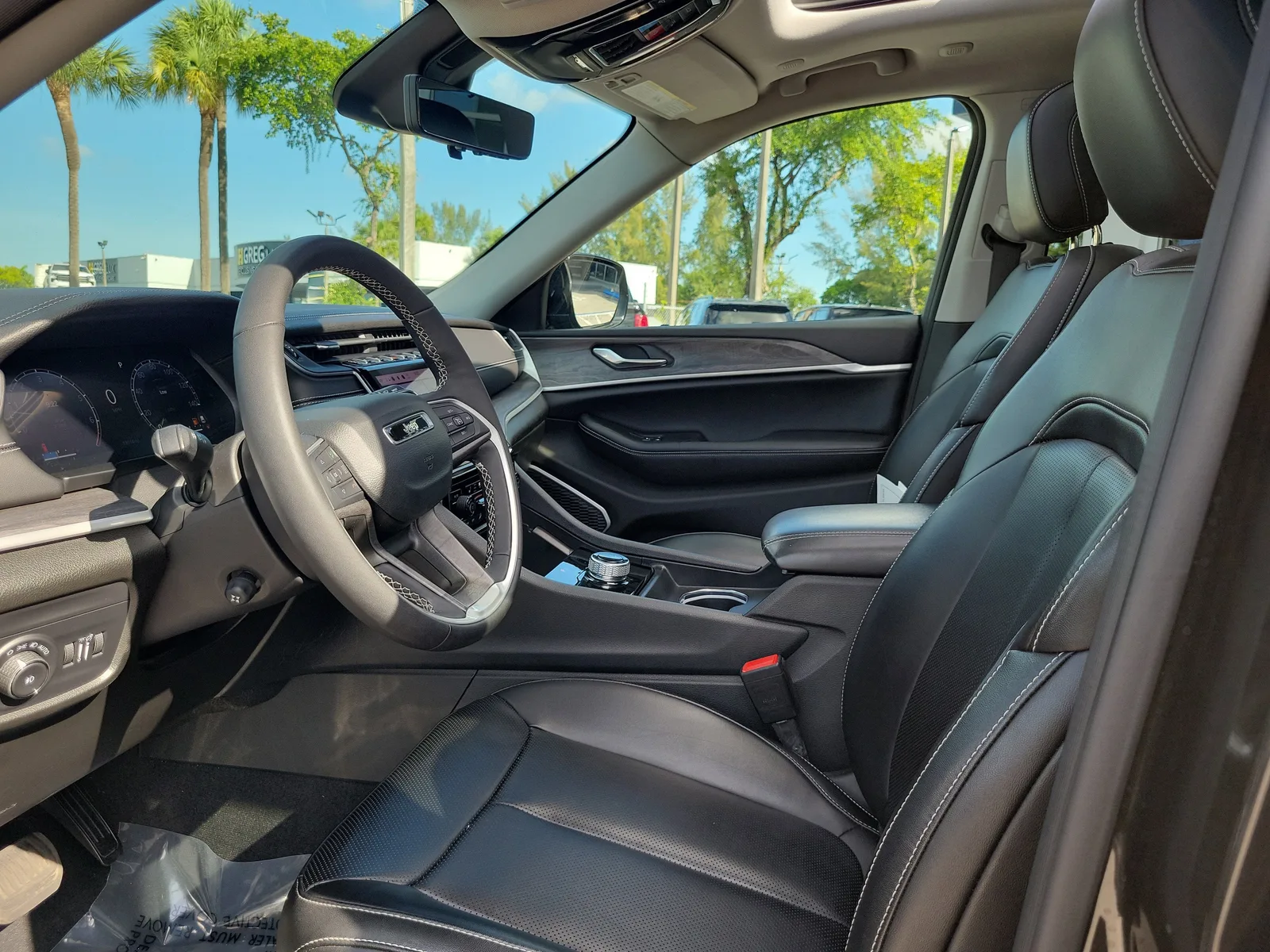 2024 Jeep Grand Cherokee Limited photo 17