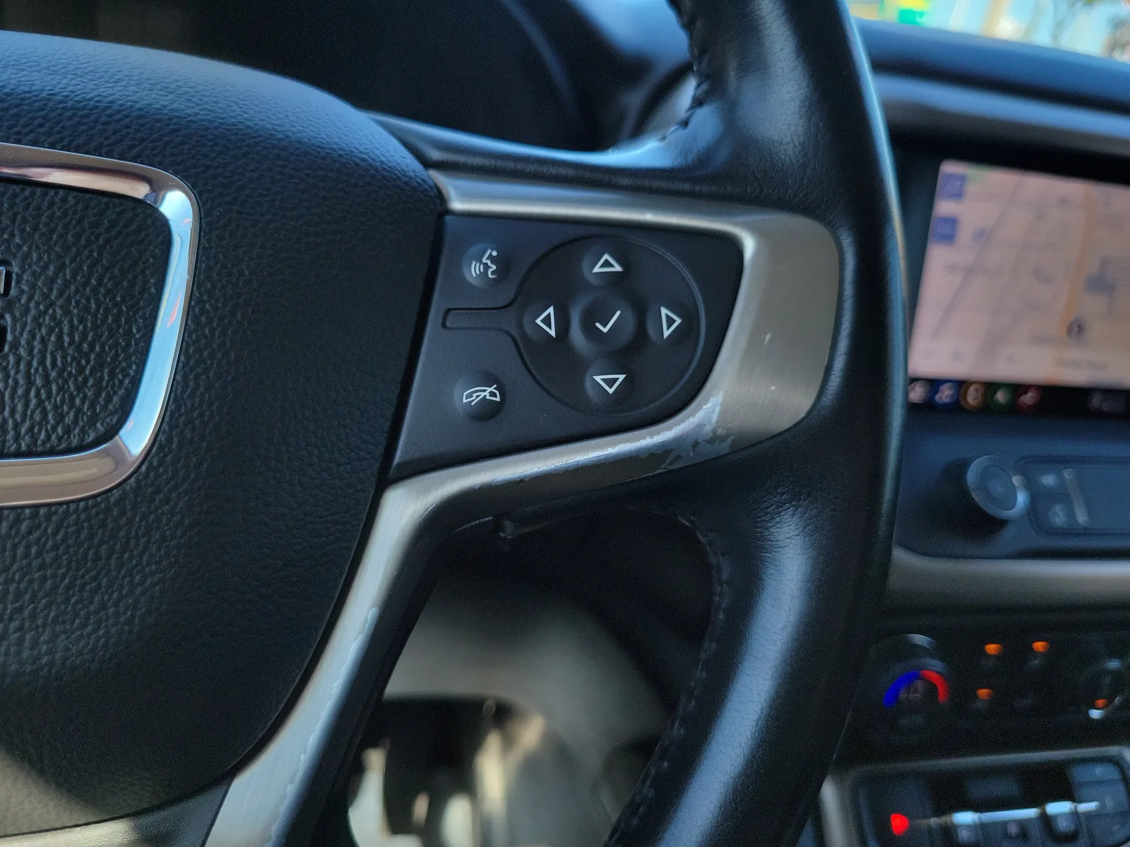 2022 GMC Acadia Denali photo 23