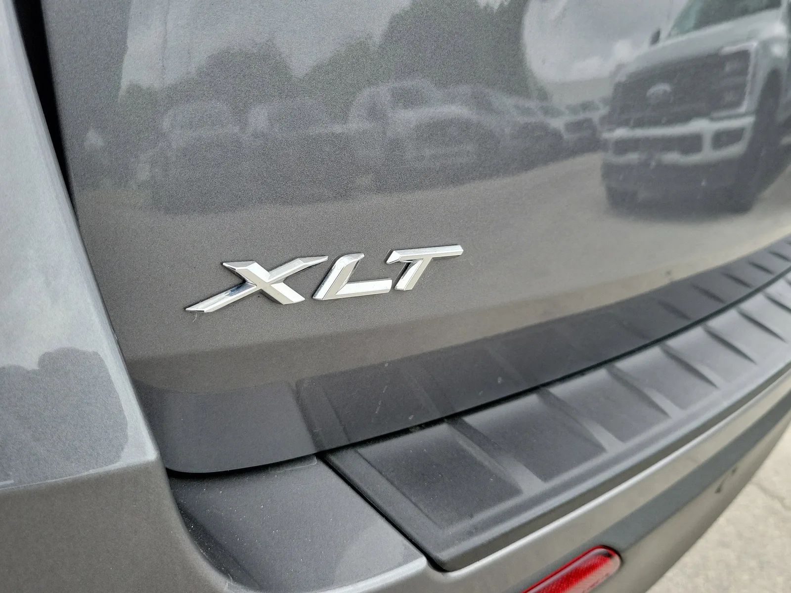 2024 Ford Explorer XLT photo 31