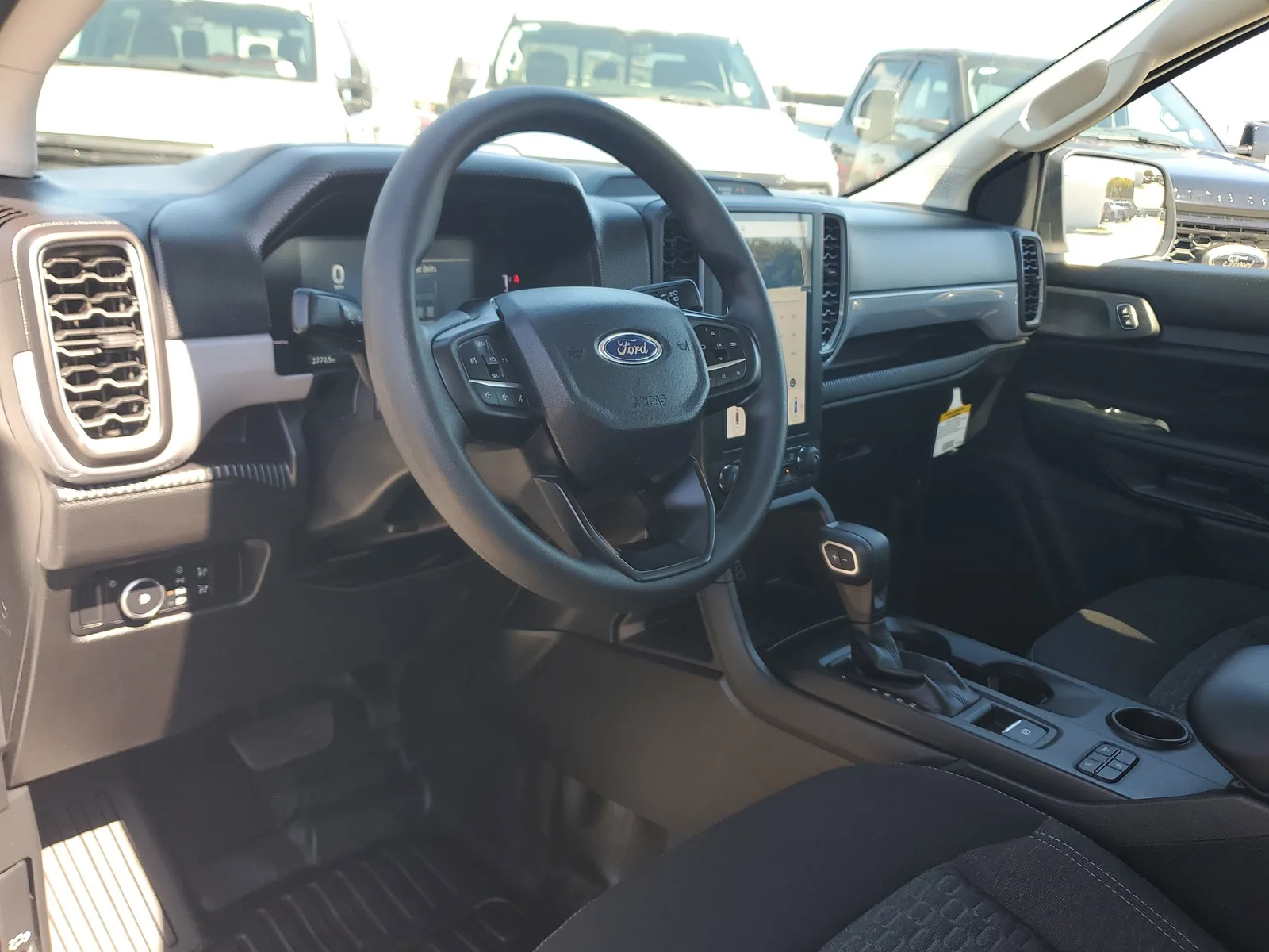 2025 Ford Ranger XL photo 9