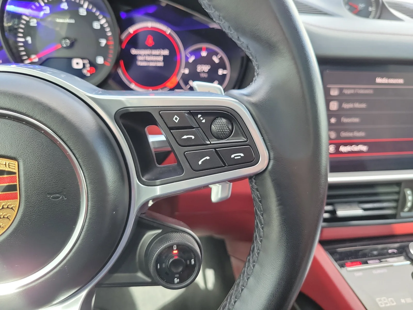 2023 Porsche Cayenne NA photo 22